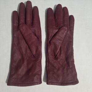 Jessica Deep Red Leather Size 7.5 Gloves